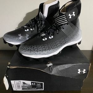Under Armour football cleats 8.5m